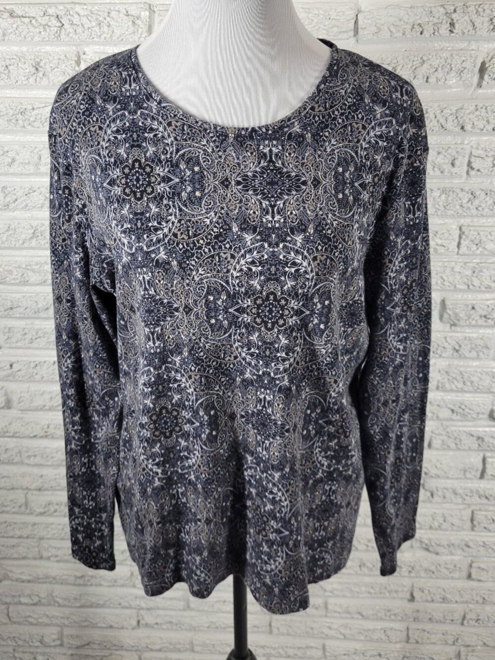 Croft & Barrow Blue Gray Paisley T-Shirt Women XL 100% Cotton Long Sleeve PAI24E